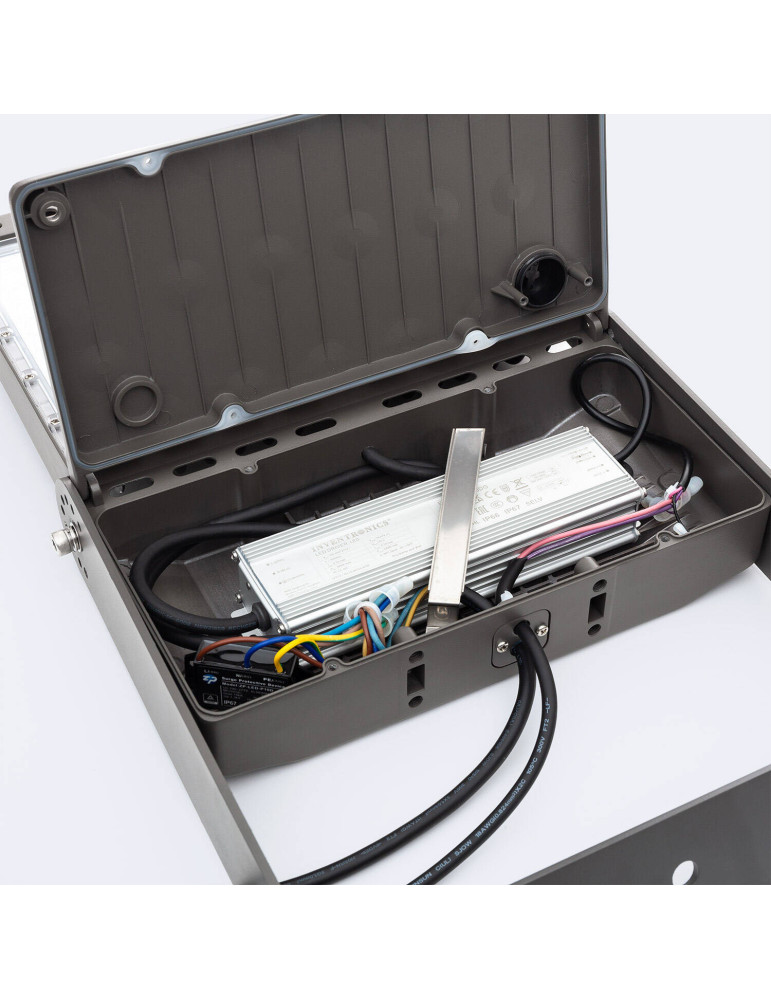 Projecteur LED 240W Premium 160lm/W INVENTRONICS Dimmable 1-10V Pyros