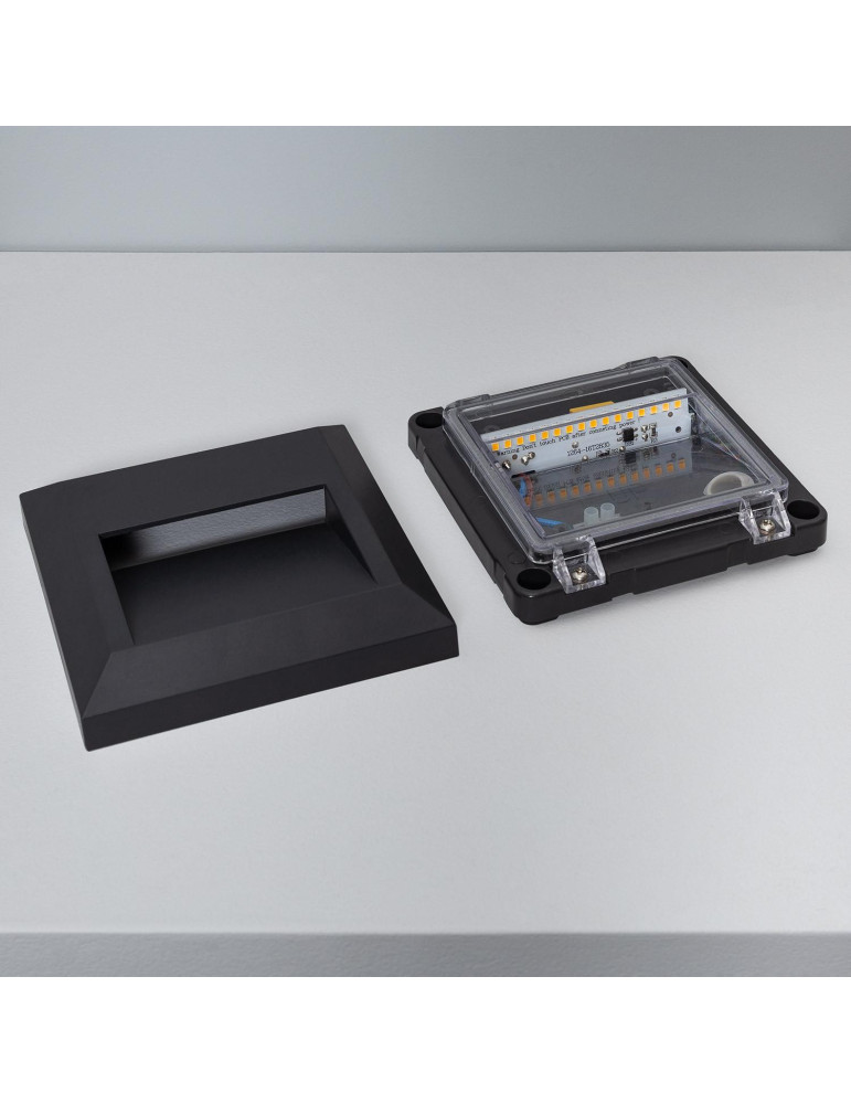 Balise LED Extérieure En Saillie au Mur Carrée Byron Noire