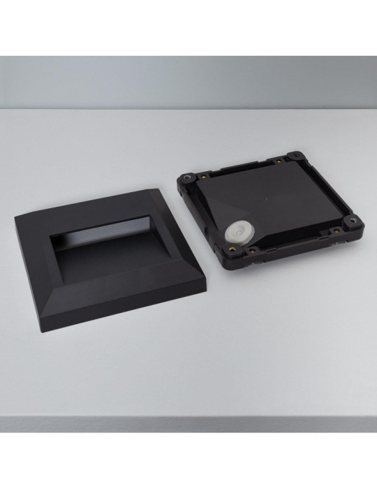 Balise LED Extérieure En Saillie au Mur Carrée Byron Noire