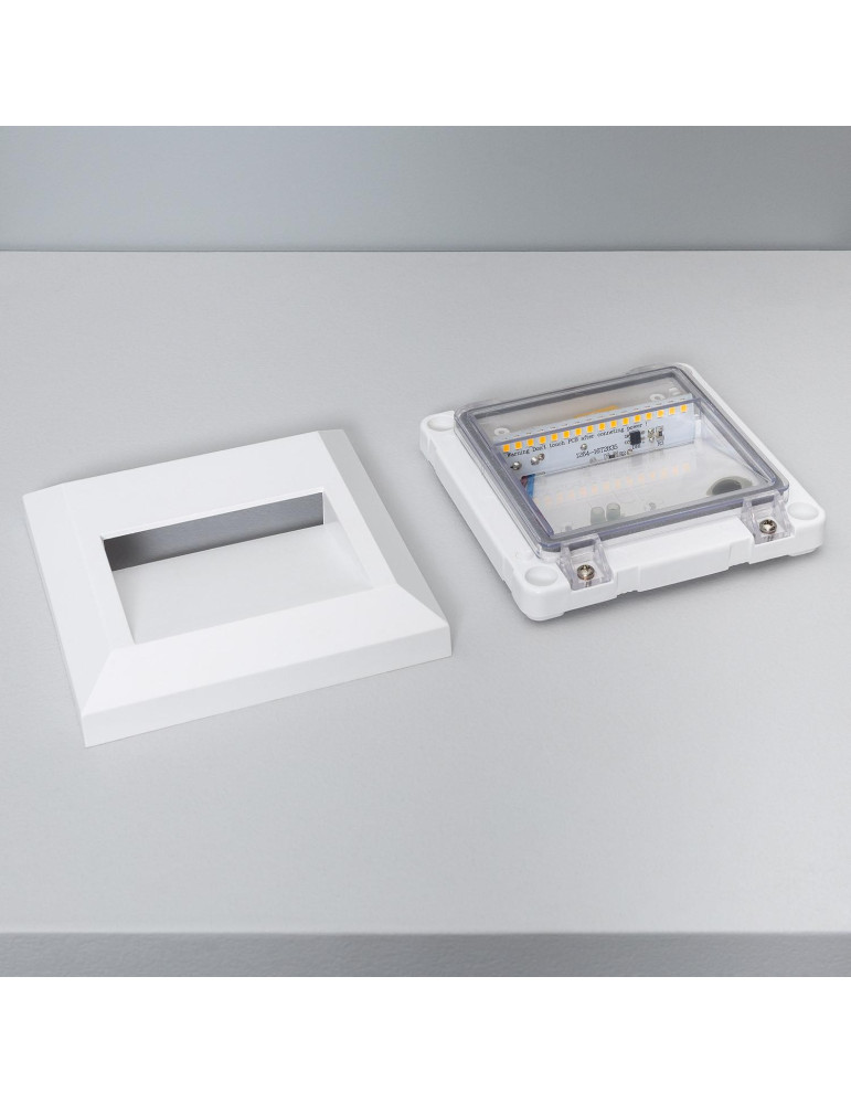 Balise LED Extérieure En Saillie au Mur Carrée Byron Blanche