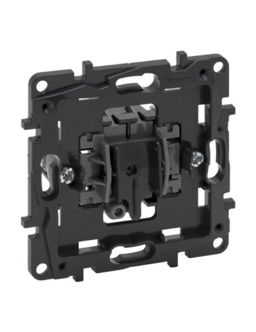 Bouton-Poussoir Inverseur 6 A 250V AC LEGRAND Niloé Step 864011