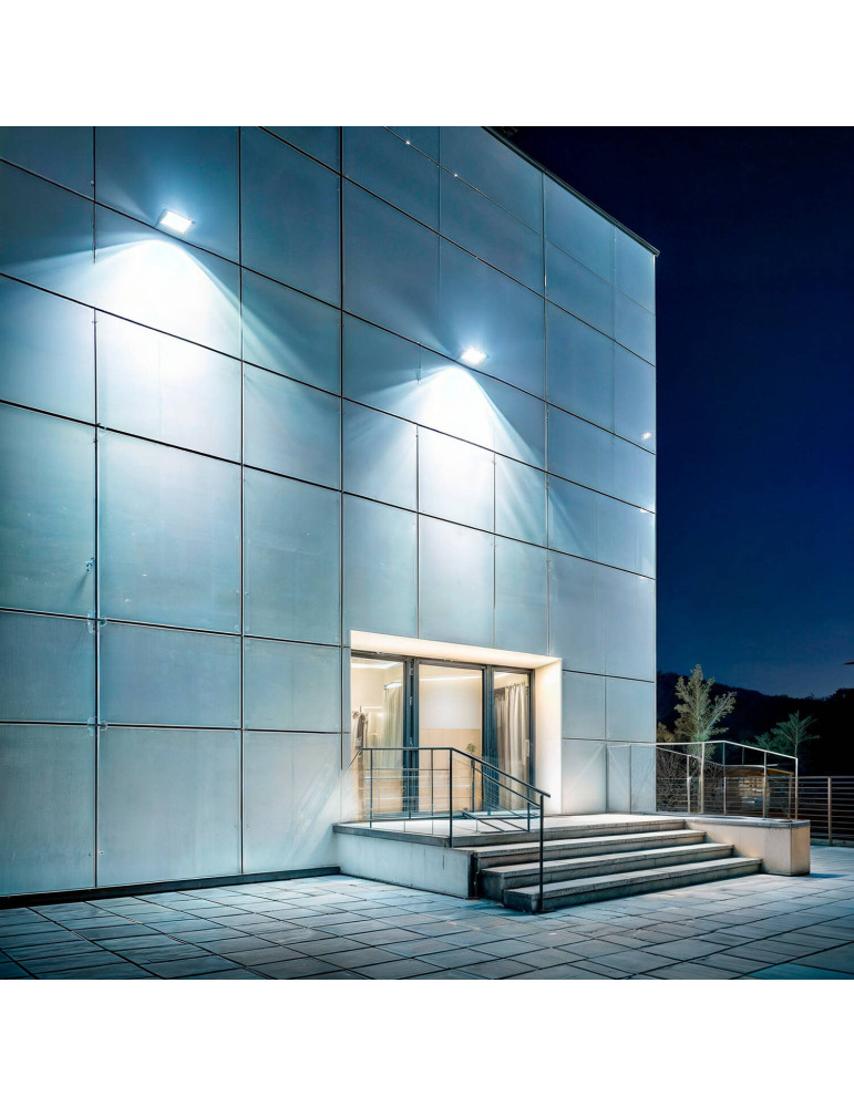 Projecteur LED 150W 120lm/W IP65 S3