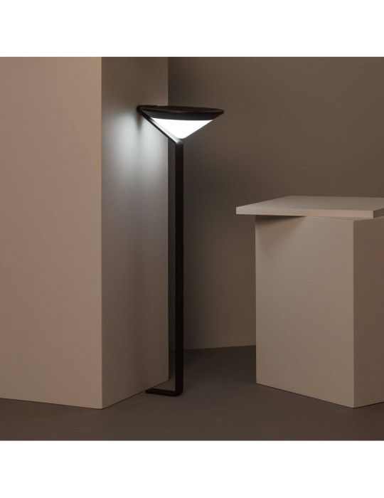 Balise LED Solaire Extérieure en Saillie sur Pied 80cm Yuma Big avec Détecteur Mouvement Radar