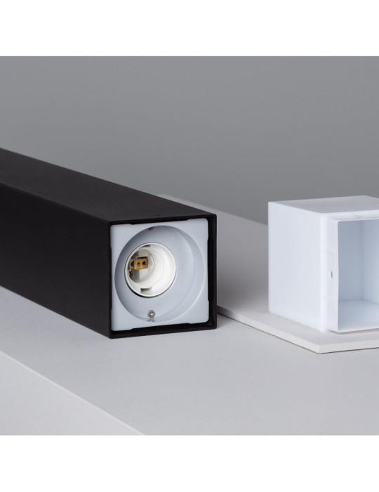 Balise Extérieure en Saillie sur Pied 74cm Augusta Noire avec Prise Type F Schuko