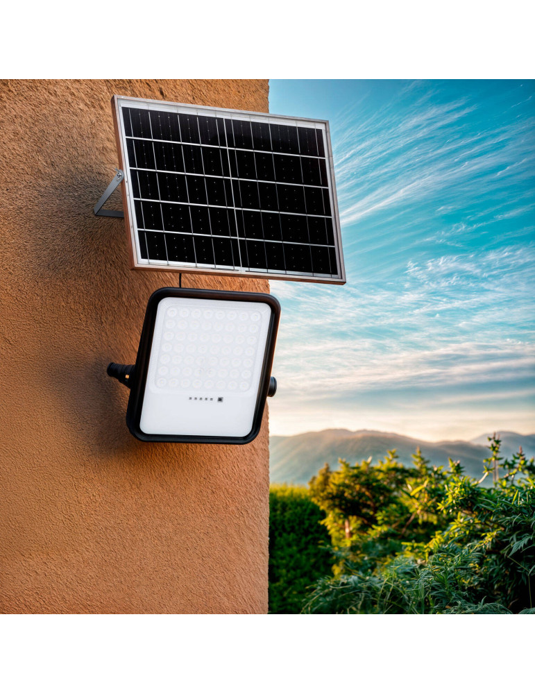 Projecteur Solaire Extérieur LED Nurda 30W 3200 lm IP65 avec Télécommande