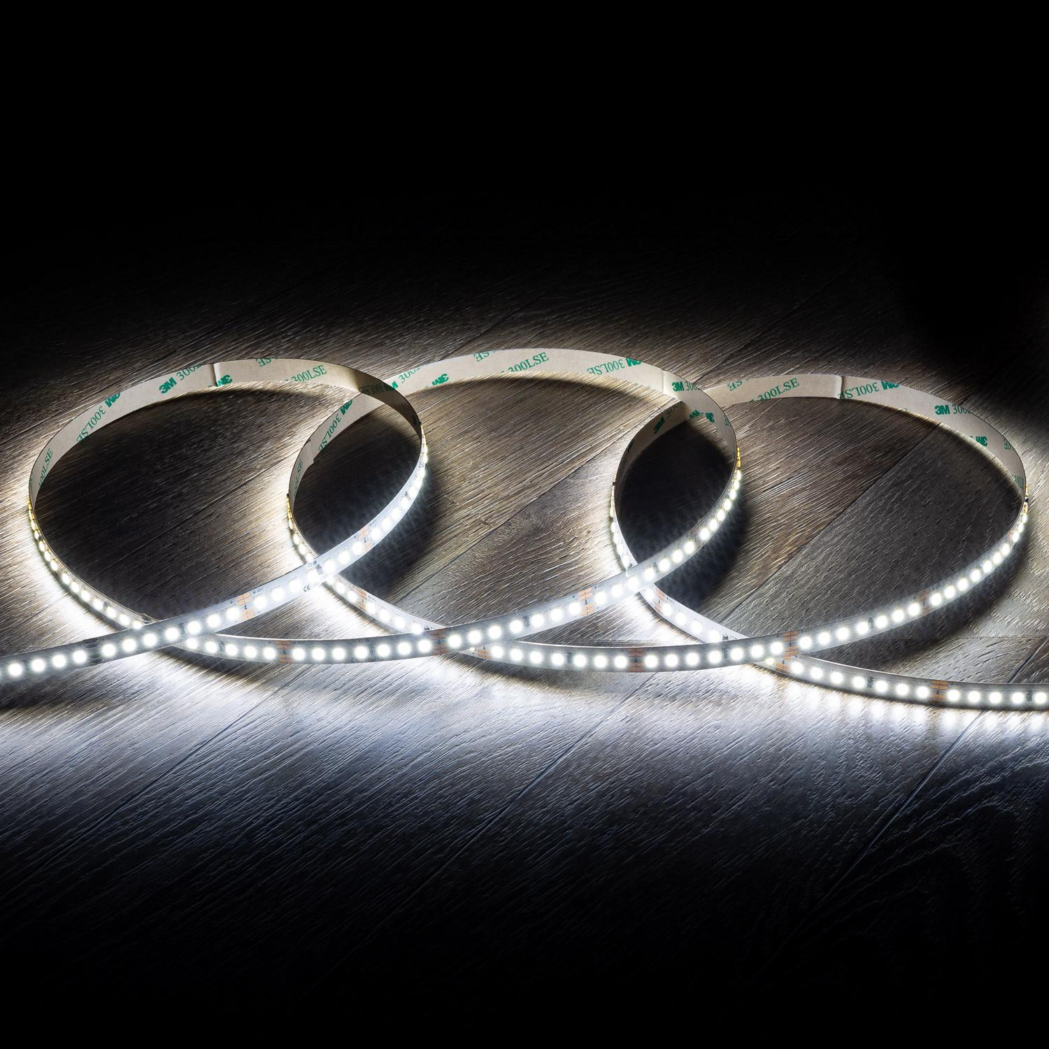 Ruban LED 48V DC SMD2835 140LED/m IP20 30m Ancho 10mm Coupe tous les 5cm Longue distance Blanc froid 6000K