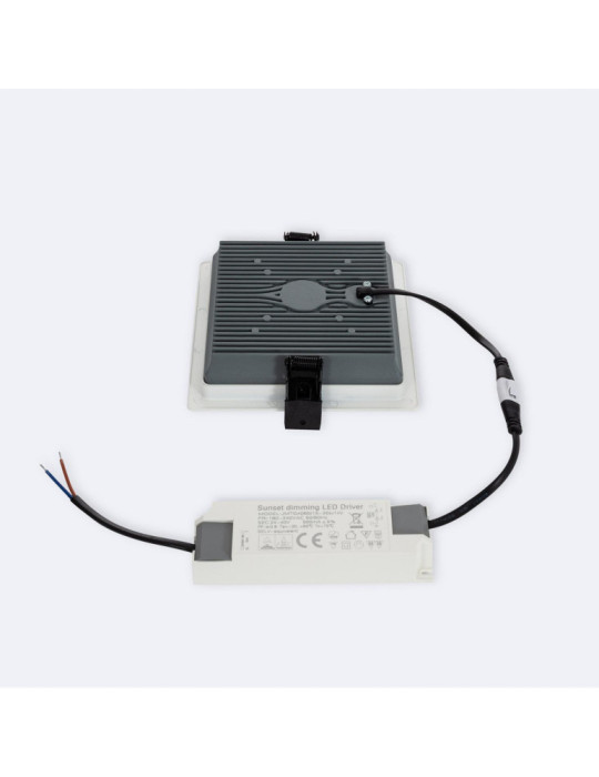 Dalle LED 24W Carrée Dimmable Dim To Warm Coupe 135x135 mm