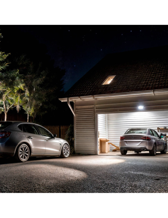 Projecteur LED Solaire 10W IP54 avec Détecteur de Mouvement PIR et Crépusculaire