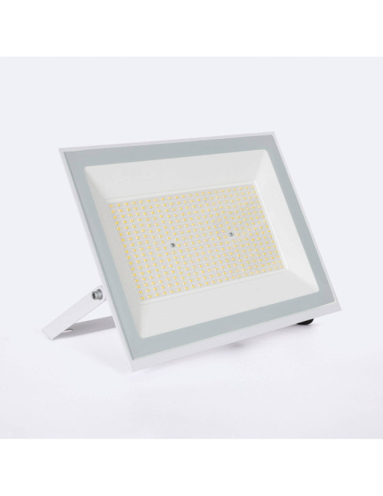 Projecteur LED 200W 120lm/W IP65 S3 Projecteur LED 200W 120lm/W IP65 S3